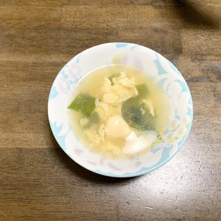 簡単レシピ　スープレシピ　わかめと卵のスープ